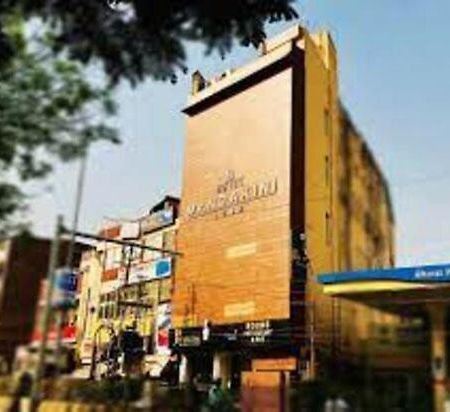 Hotel Mandakini Lush Kanpur Extérieur photo